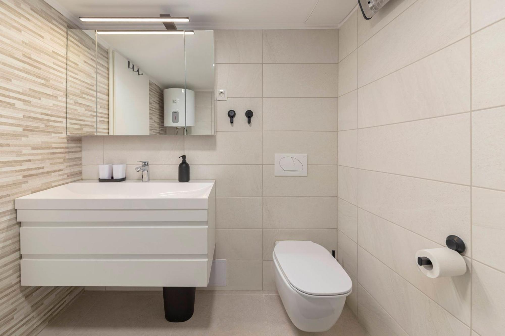 Apartment Kidi โคเปร์ ภายนอก รูปภาพ