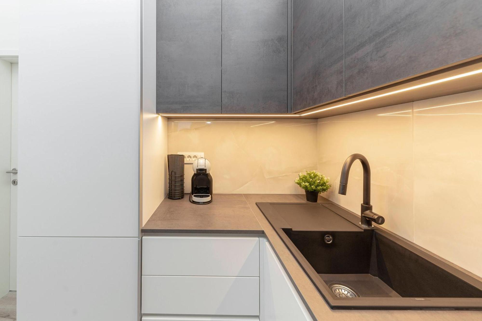 Apartment Kidi โคเปร์ ภายนอก รูปภาพ